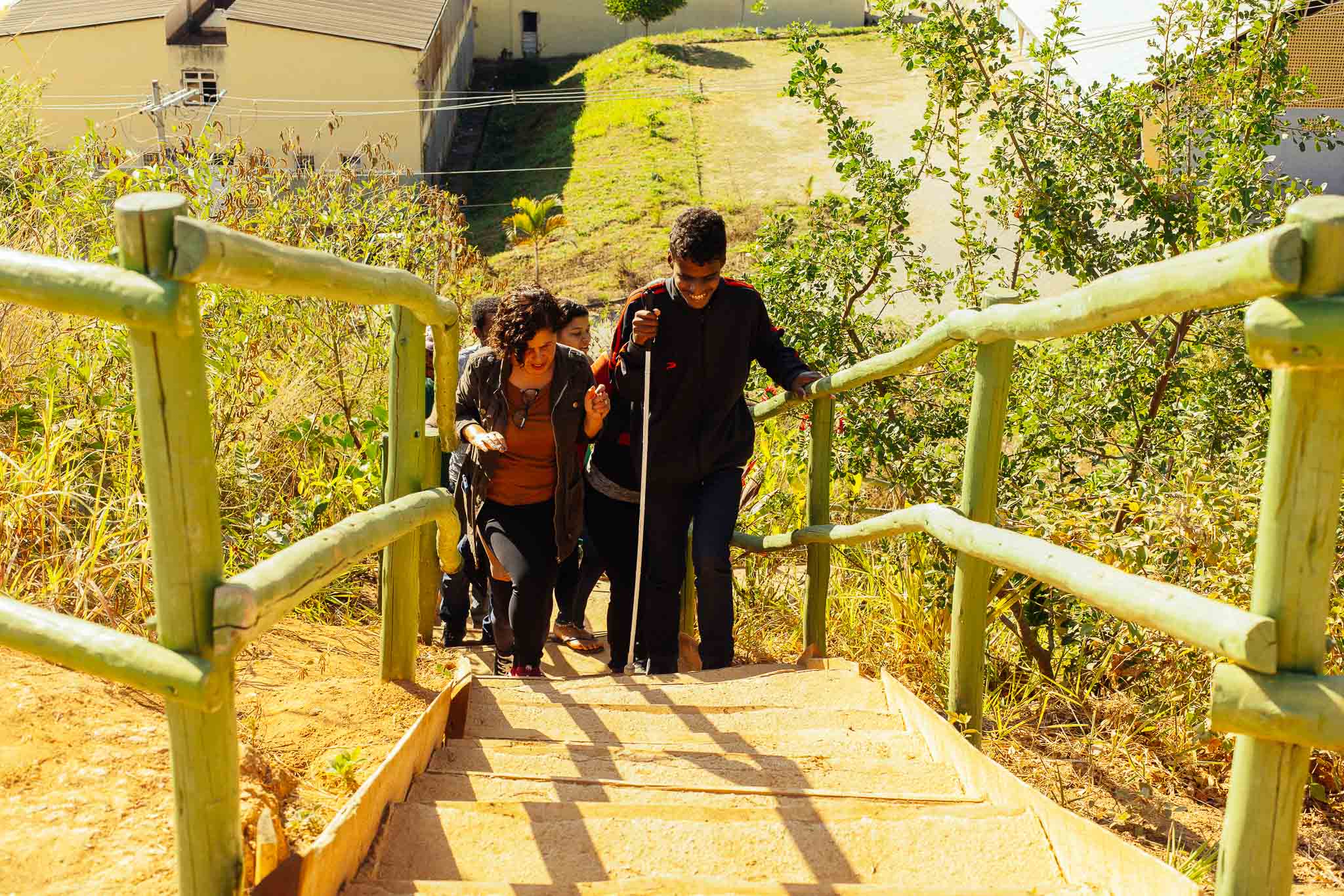 Público atendido pela APAE-Viçosa visita o Parque do Cristo