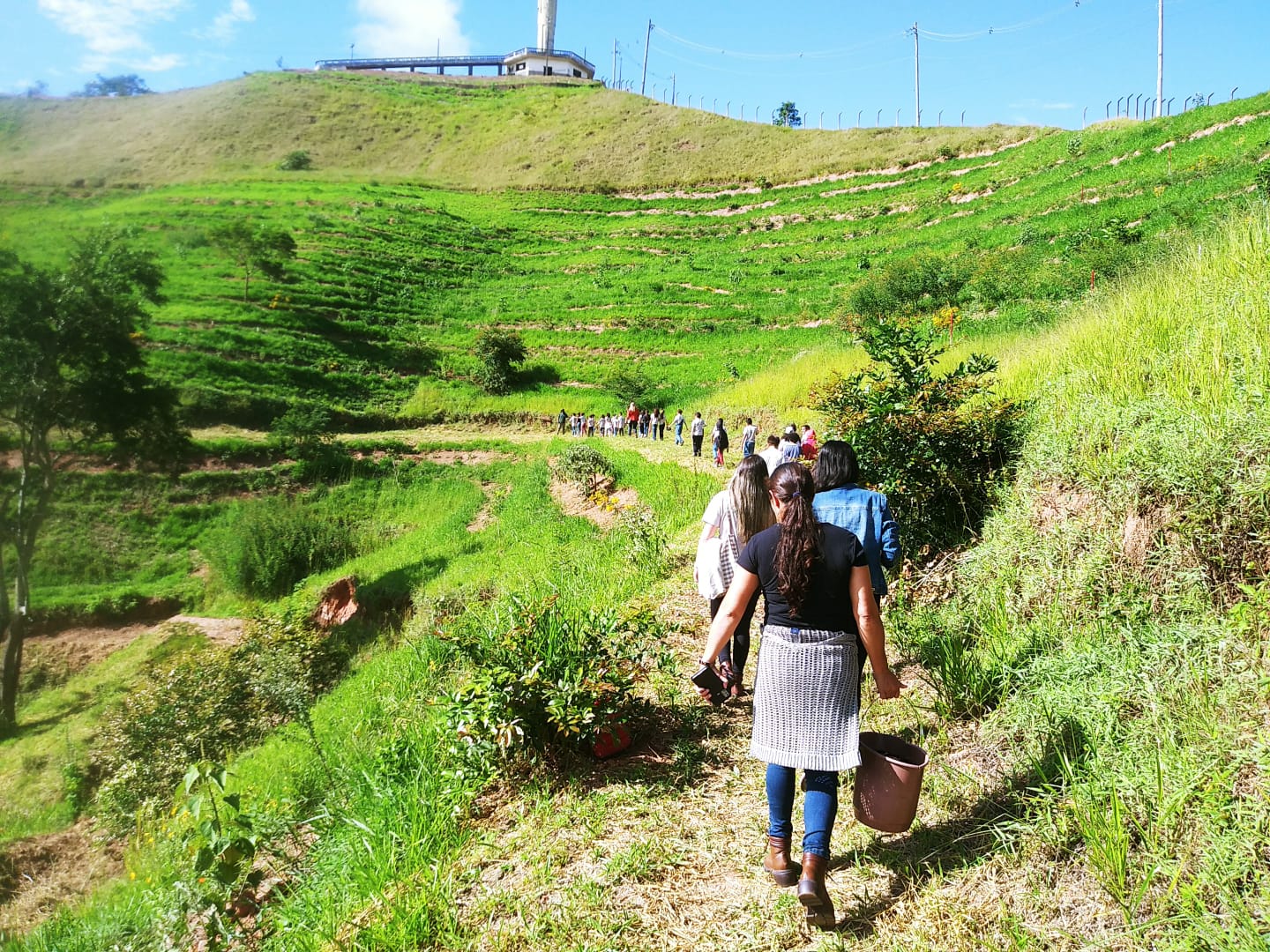 Parque do Cristo recebe visita de estudantes da rede municipal para atividade de Educação Ambiental