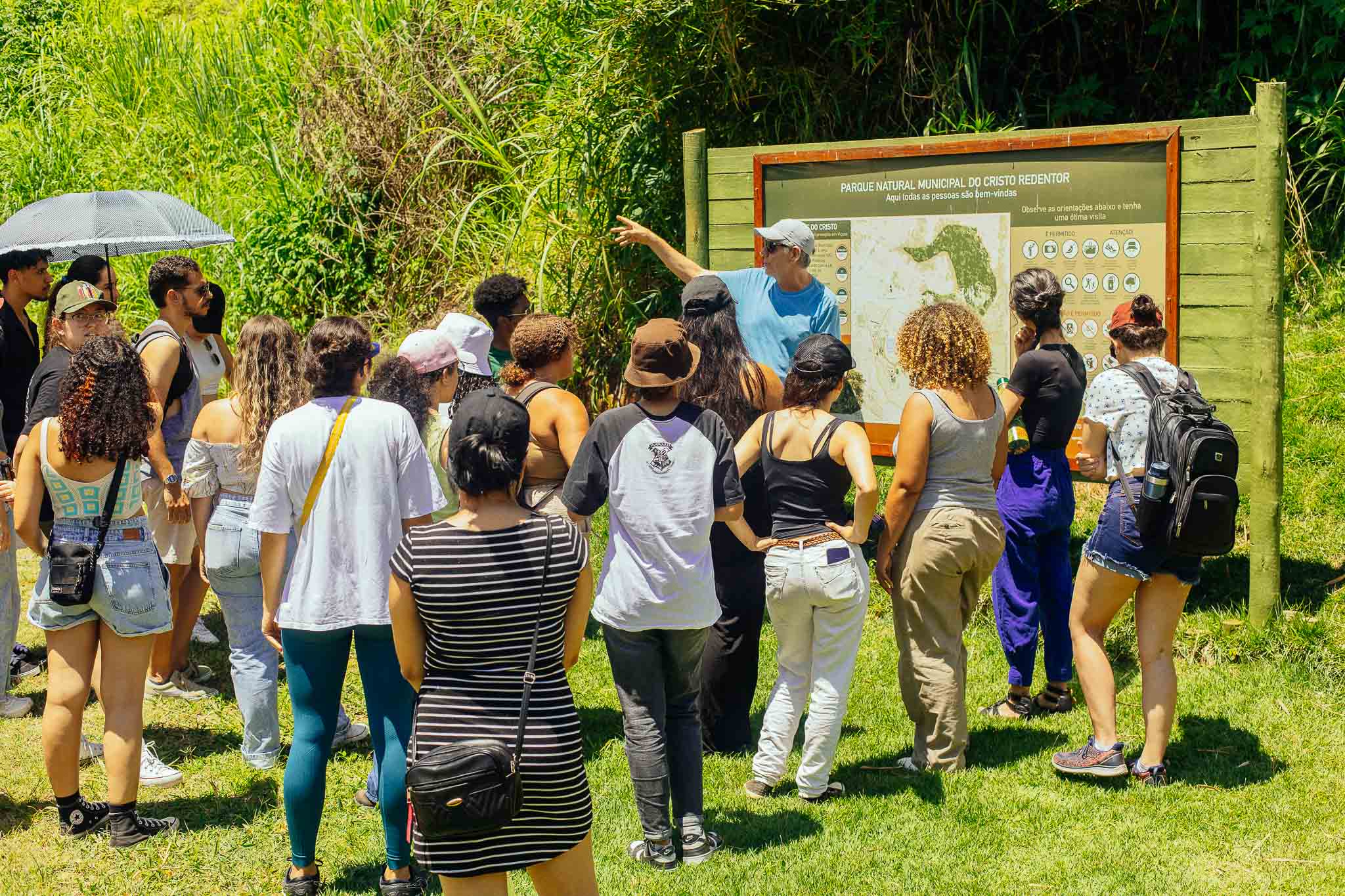 Turma de Arquitetura e Urbanismo da UFV visita o Parque