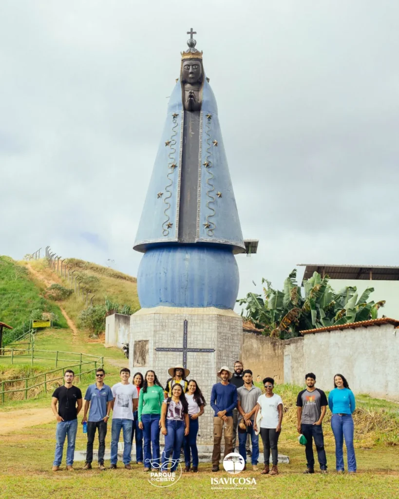 Aula de campo sobre conservação de solo e água no Parque do Cristo