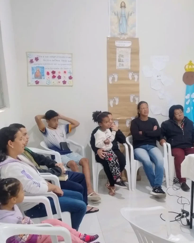 Café com o Parque de setembro reúne moradores, crismandos e catequistas no Bom Jesus