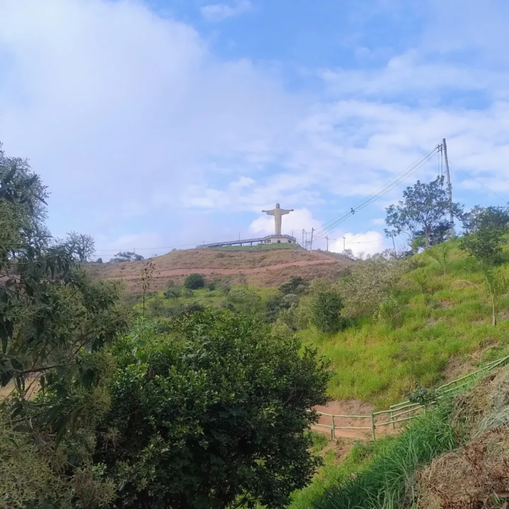 Café com o Parque na sede debate justiça ambiental e o futuro do Parque com moradores do entorno