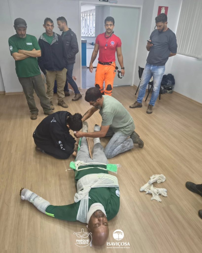 Curso de Formação de Brigadistas Florestais realizado no Parque do Cristo