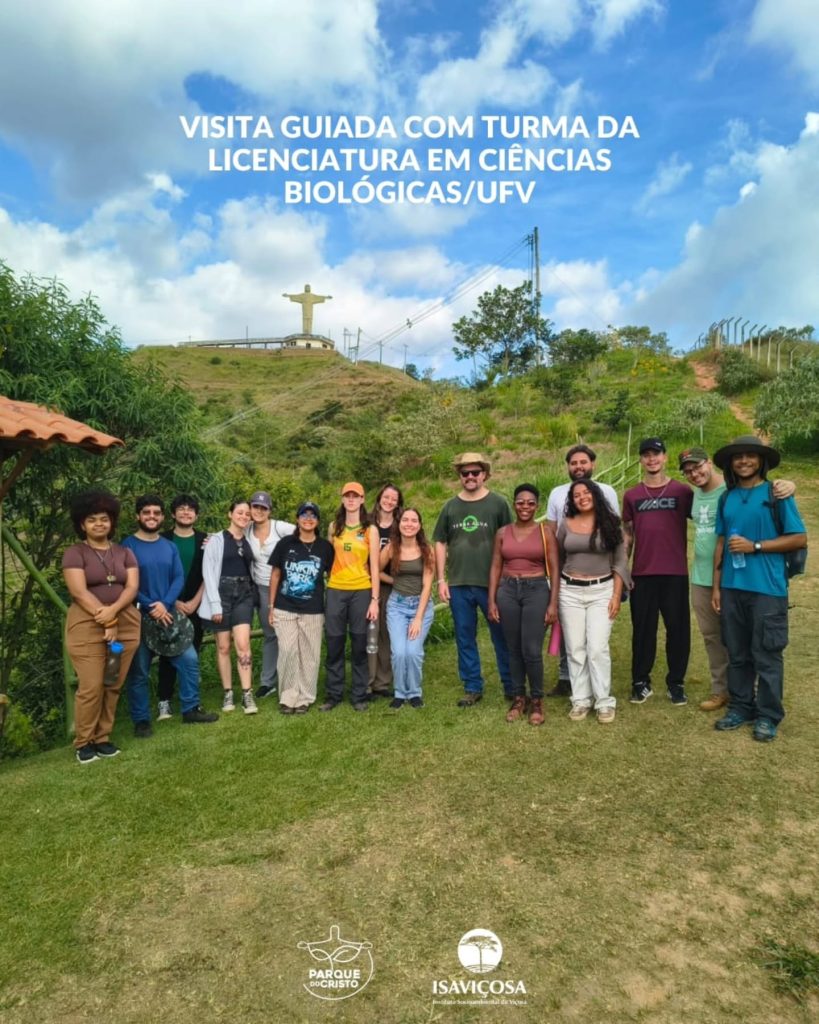 Licenciandos em Ciências Biológicas da UFV conhecem a implementação do Parque do Cristo