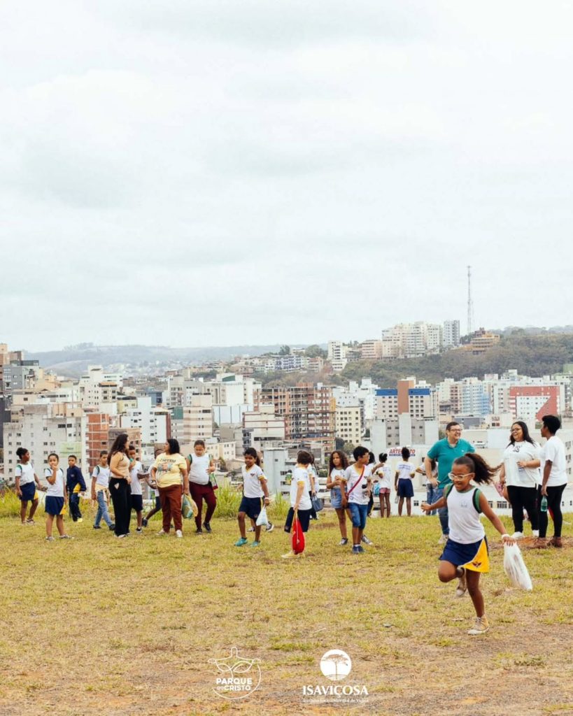 Parque do Cristo comemora aniversário com caminhada e piquenique para as crianças
