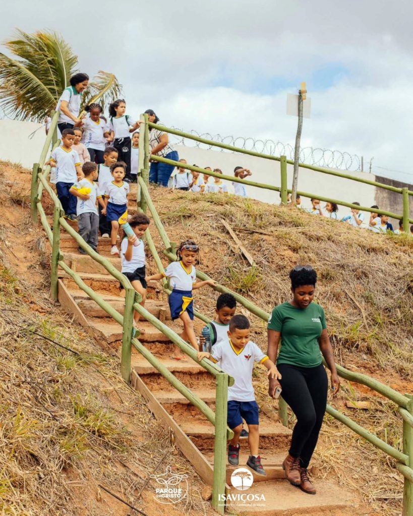 Parque do Cristo comemora aniversário com caminhada e piquenique para as crianças