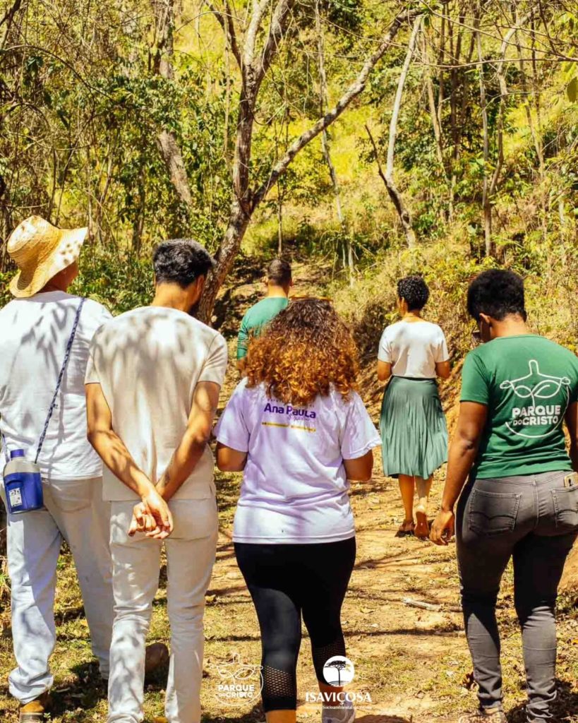 Parque do Cristo recebe visitas de representantes do poder legislativo municipal e estadual